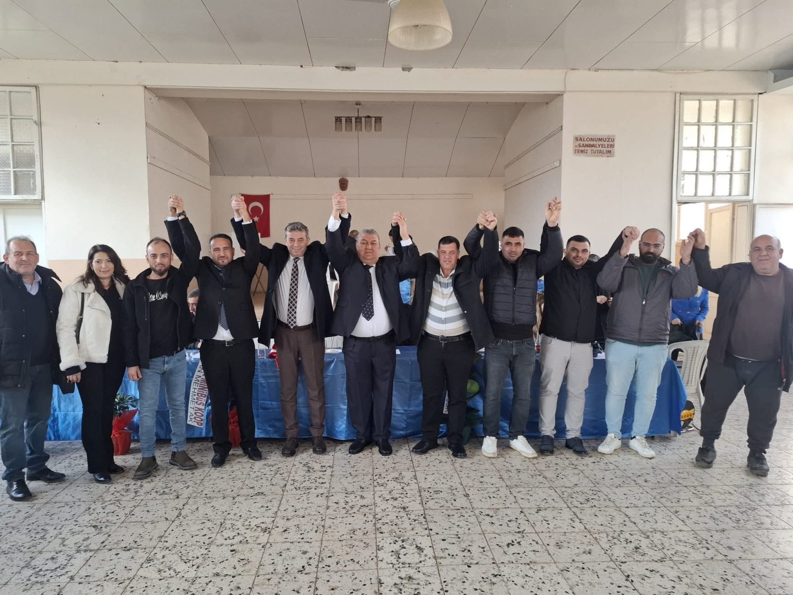 Eşref Adalı Güven Tazeledi