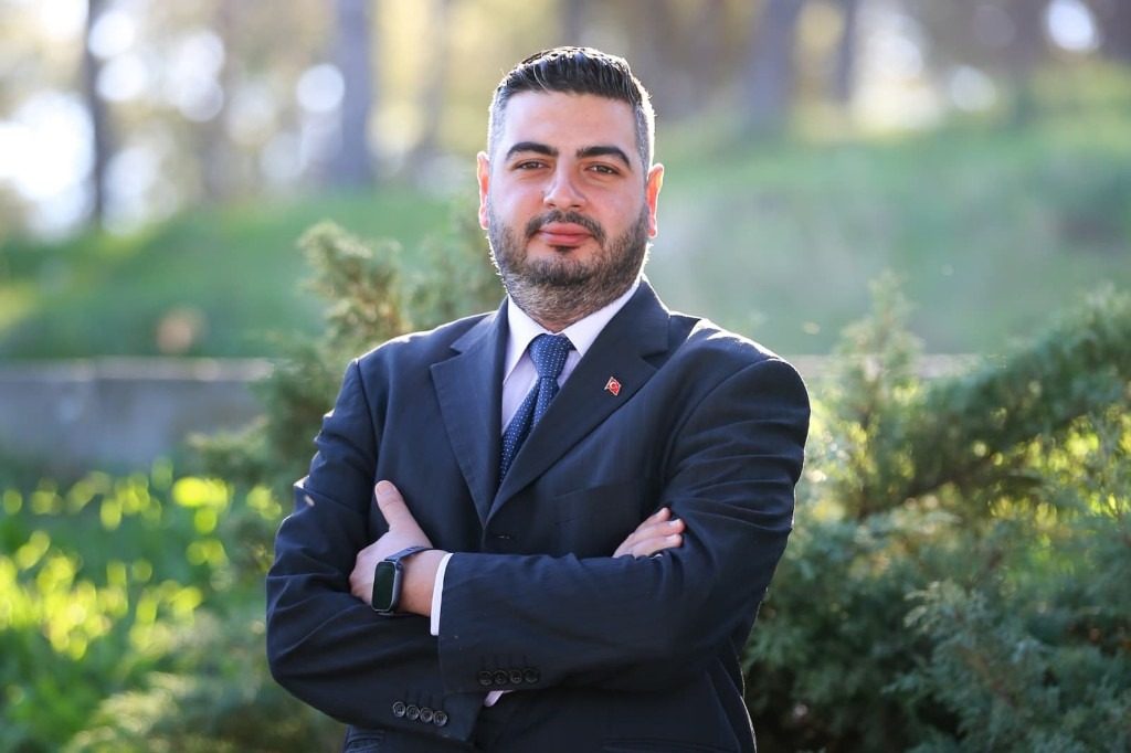 Onur Sivri’den “Değişim” Çıkışı: 35 Yıllık Aynı Anlayış Samimi mi?