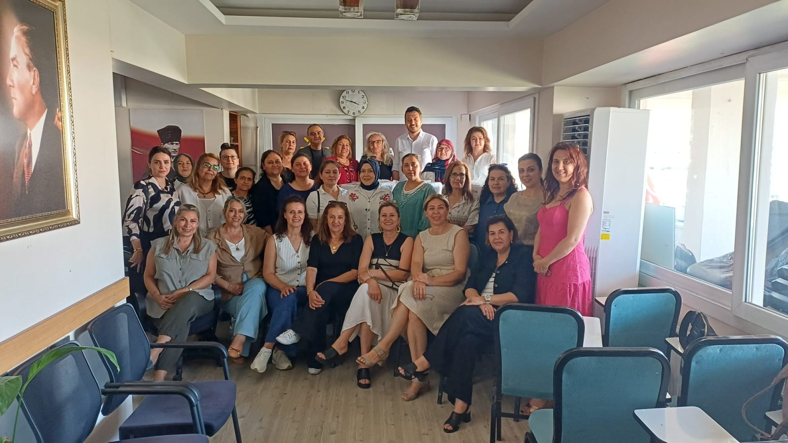 İYİ PARTİ AYDIN KADIN VE AİLE POLİTİKALARI TEŞKİLATI GELECEK DÖNEM ÇALIŞMALARINI MASAYA YATIRDI