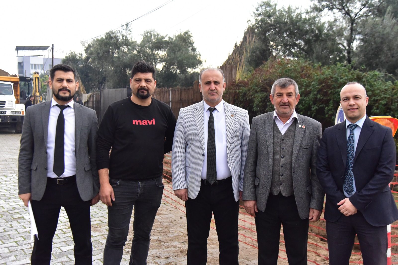İNCİRLİOVA KURTULUŞ VE HÜRRİYET MAHALLELERİNDE DOĞALGAZ ÇALIŞMALARI BAŞLADI