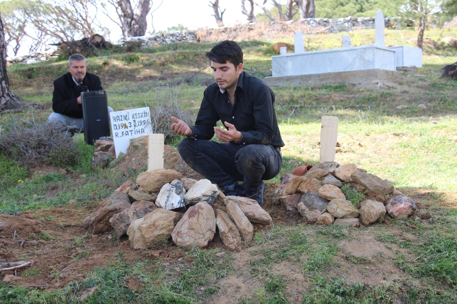 Söke'de Öz Babaları Tarafından Öldürülen Bebekler Aynı Tabutta Taşındı