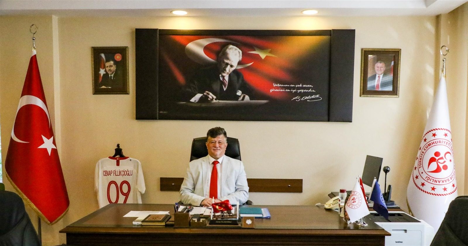 İl Müdürü Cenap Fillikçioğlu’na  Şok Karar !