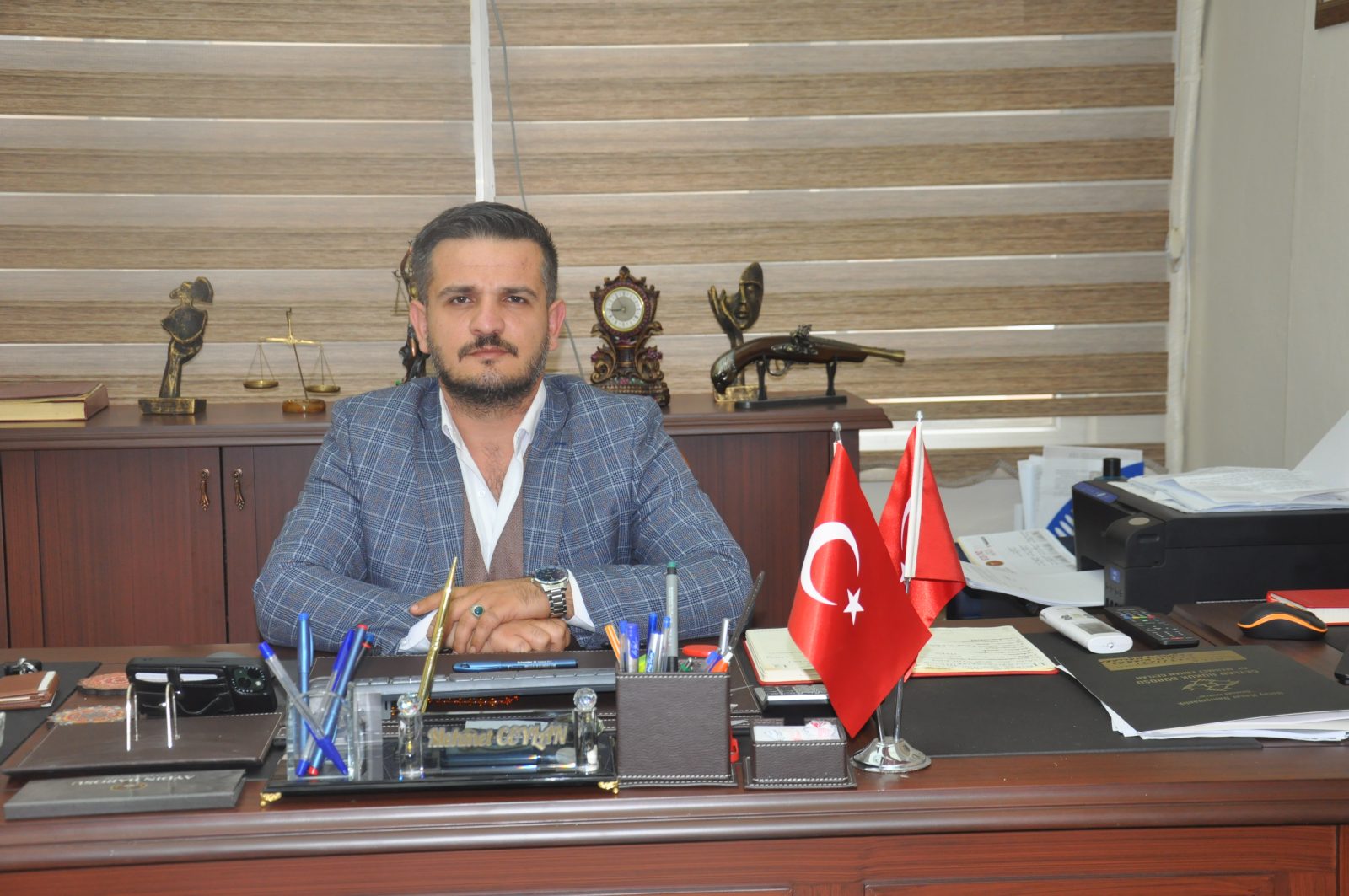 AVUKAT MEHMET CEYLAN