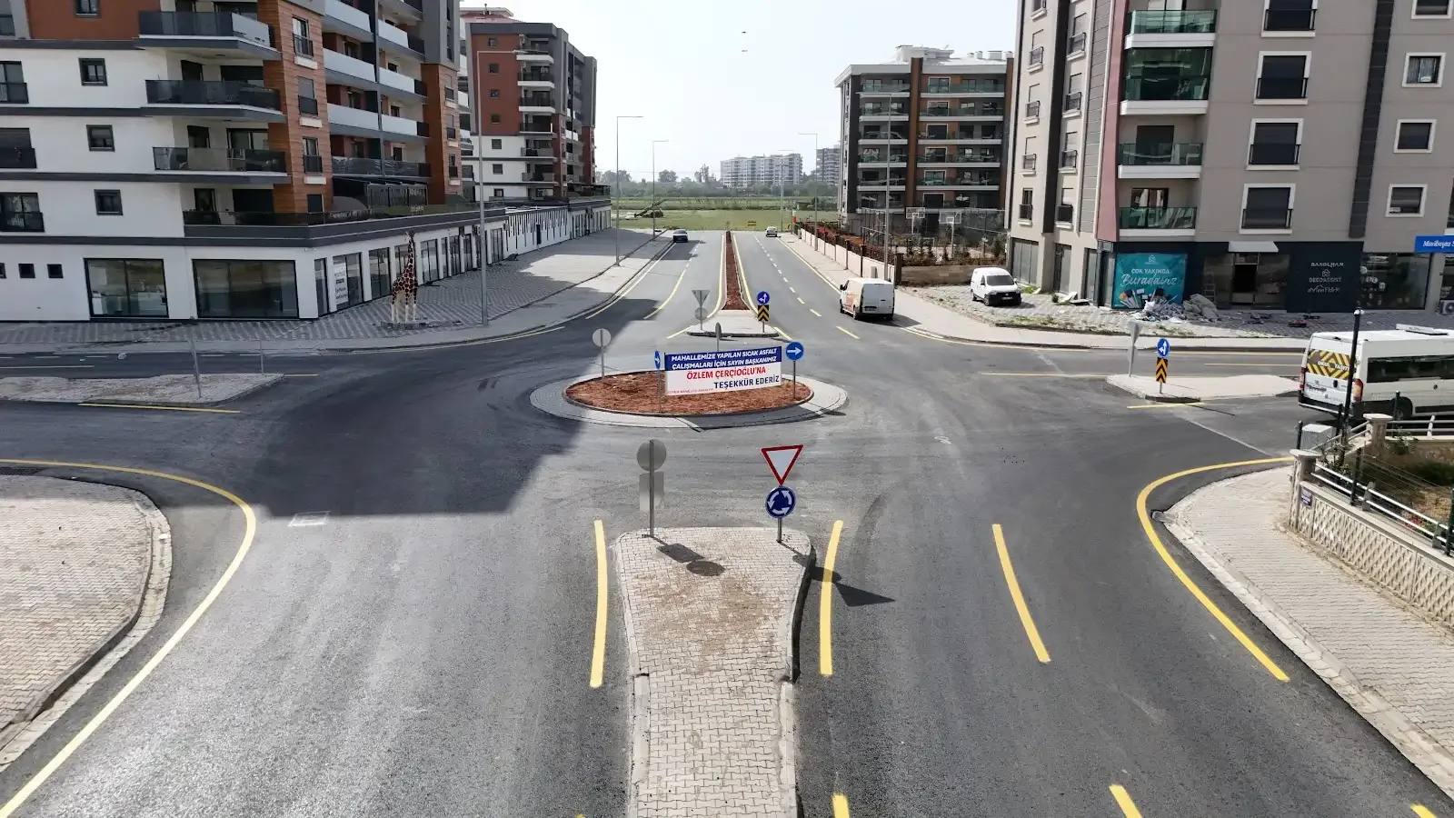 BAŞKAN ÇERÇİOĞLU AYDIN’IN BULVARLARINI YENİLİYOR