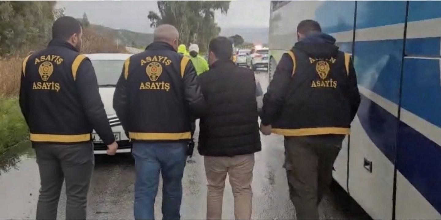 AYDIN’DA ARANAN ŞAHIS OTOBÜSTE YAKALANDI