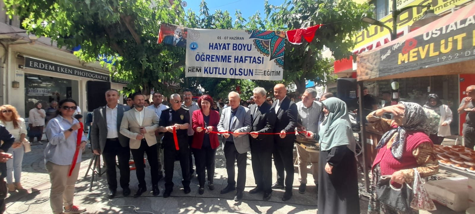 İNCİRLİOVA’DA HAYAT BOYU ÖĞRENME HAFTASI SEVGİ YOLUNDA BAŞLADI