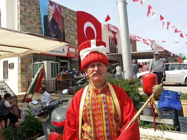 İNCİRLİOVA EGE MEHTER TAKIMI :"Gönüllü Kültür elçileriyiz"