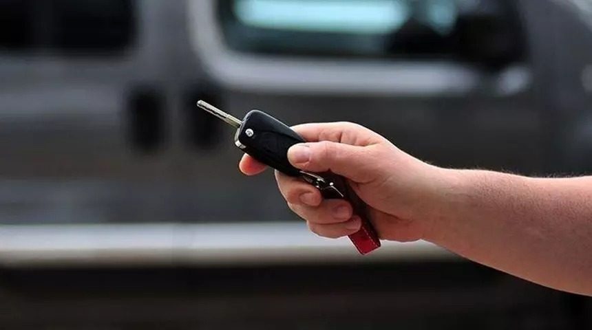 DANIŞTAY’DAN ENGELLİLERE ÖTV MÜJDESİ: 10 YIL BEKLEME ŞARTI DURDURULDU
