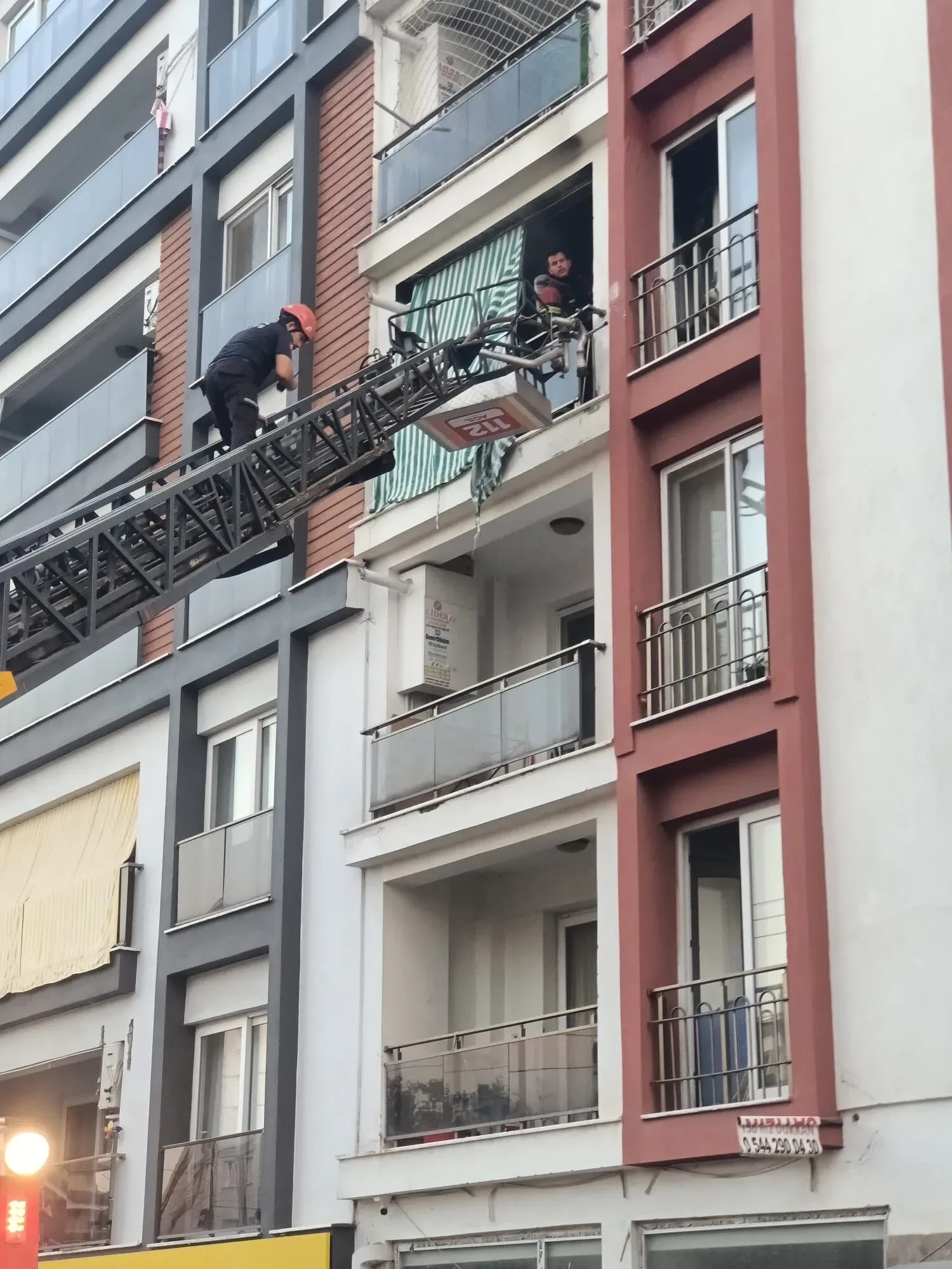 İncirliova'da  çıkan yangın korkuttu.
