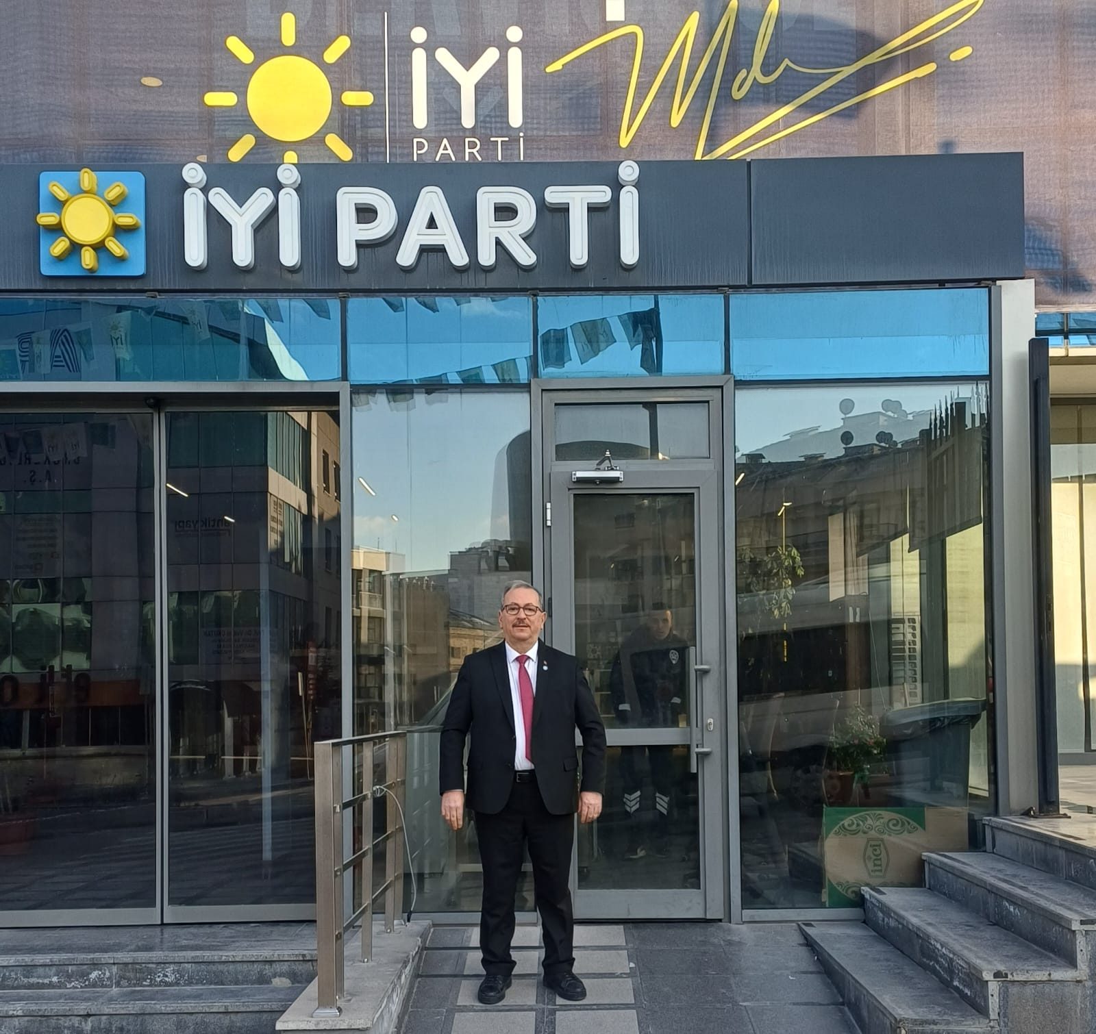 İYİ PARTİ KUYUCAK İLÇE BAŞKANLIĞI’NDAN POLİS HAFTASI MESAJI