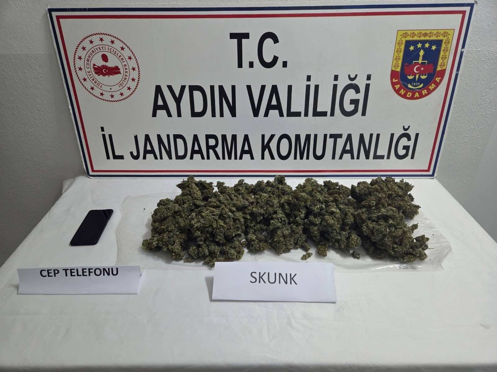 Didim'de Yabancı Uyruklu Şahsın Evine Uyuşturucu Baskını