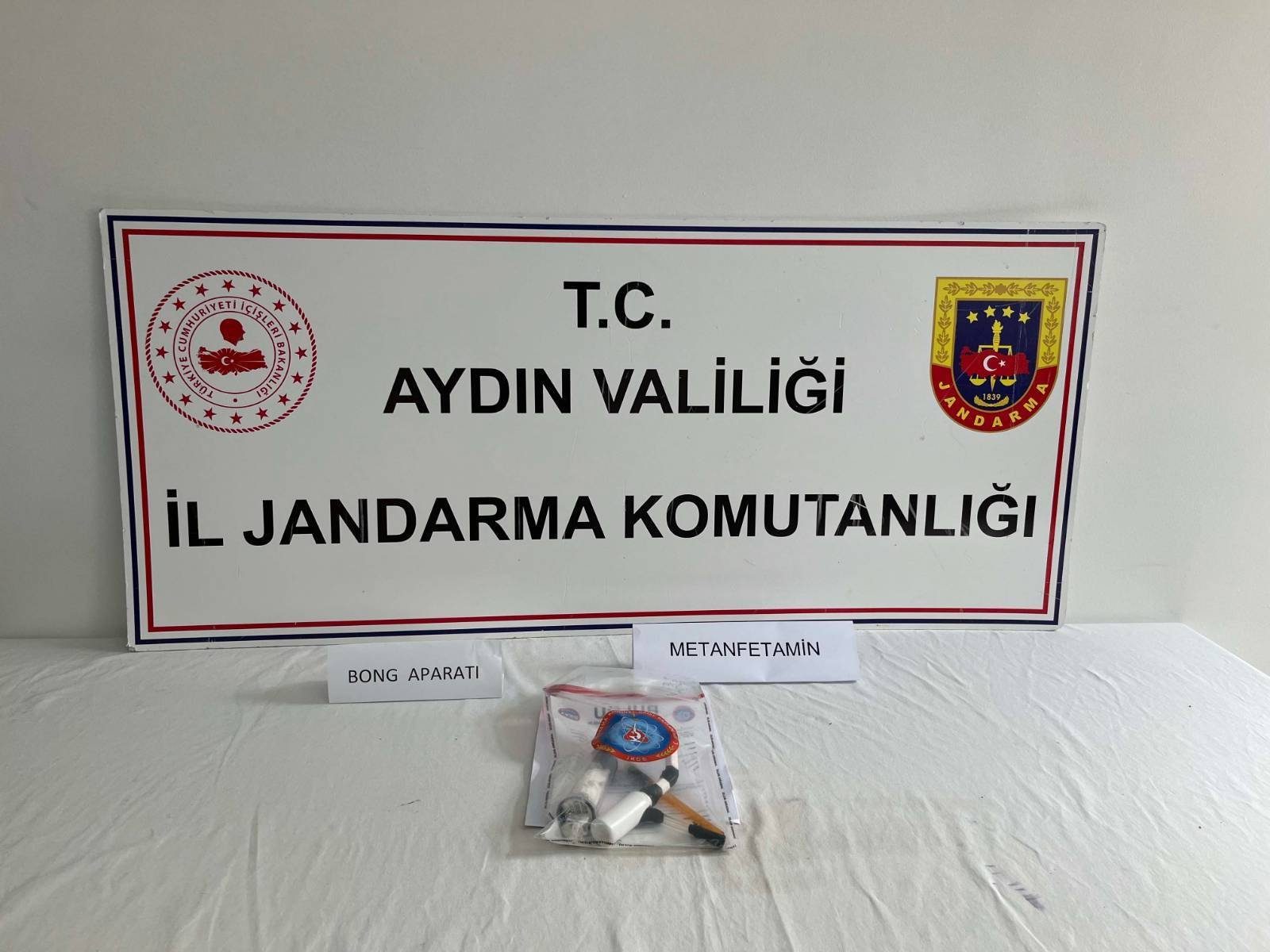 KUŞADASI’NDA UYUŞTURUCUYA GÖZ AÇTIRILMIYOR
