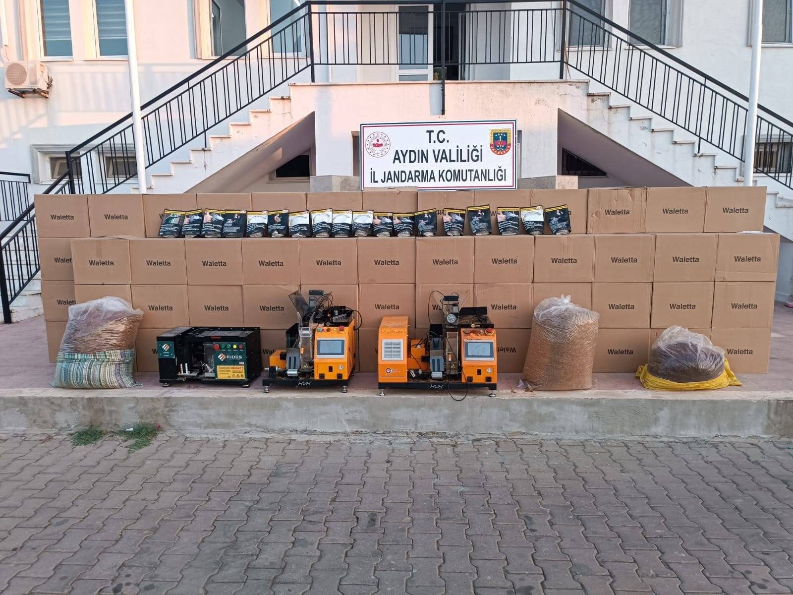 AYDIN’DA KAÇAK TÜTÜN OPERASYONU