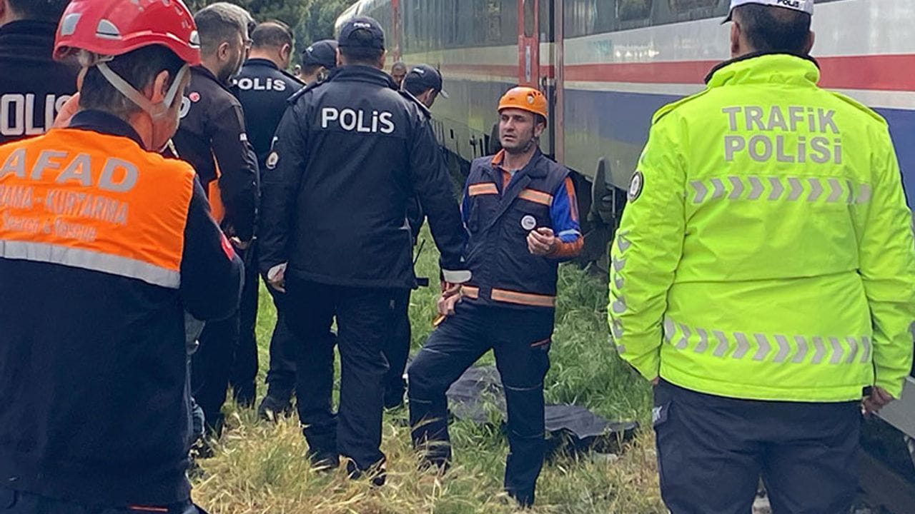 Aydın'da tren kazasında hayatını kaybeden kadının kimliği belli oldu