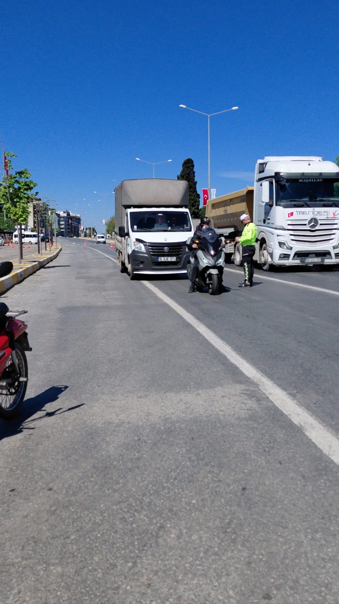 Germencik’te Trafik Denetimleri Sıklaştırıldı: Güvenlik İçin Sahadalar