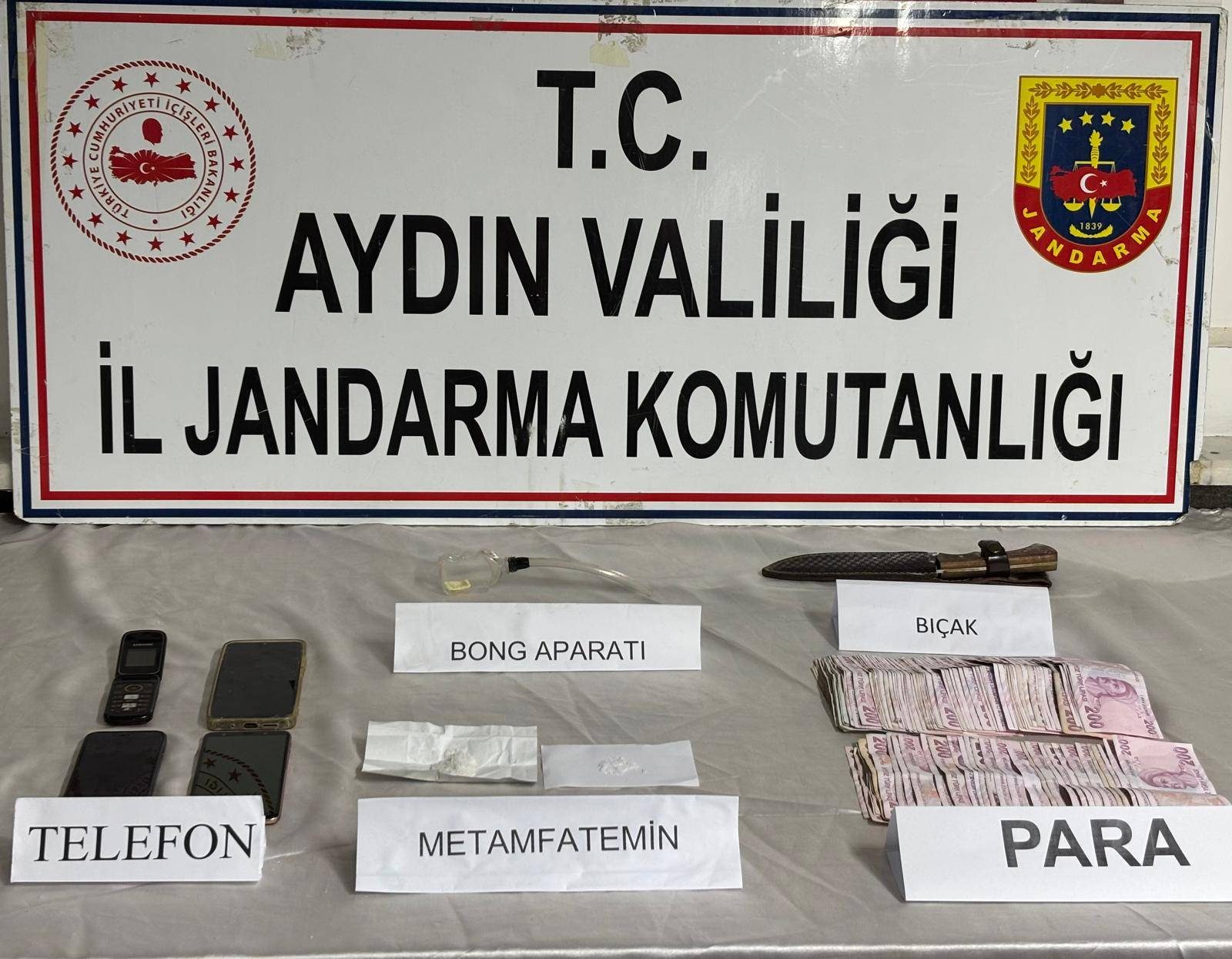 Çine'de Uyuşturucu Ticareti Yapan 3 Şüpheli Suçüstü Yakalandı