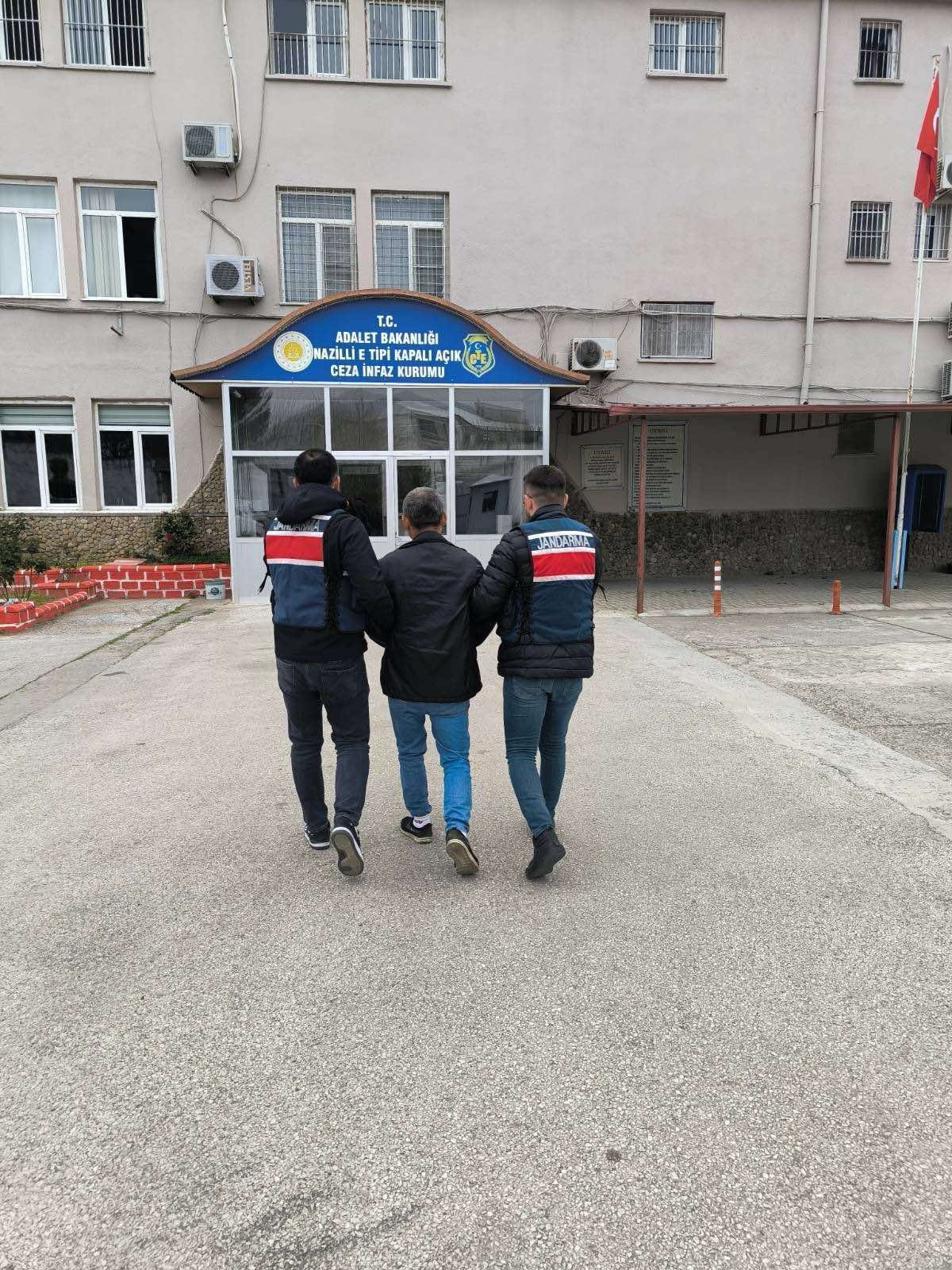 KASTEN ADAM ÖLDÜRMEKTEN ARANAN KİŞİ YAKALANDI