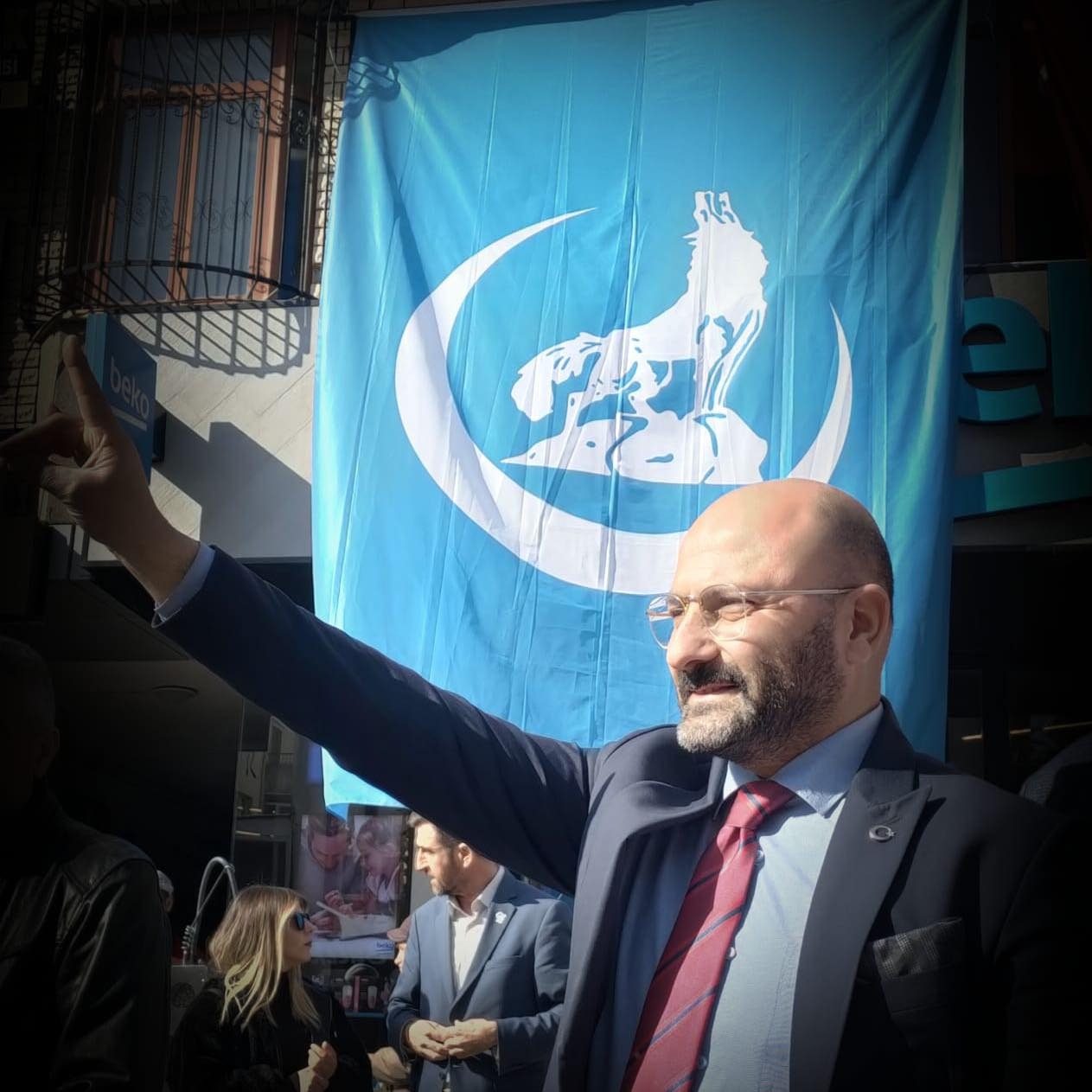 MHP Didim İlçe Başkanlığı’nda Bayrak Değişimi: Kürşat Fatih Esen Göreve Getirildi