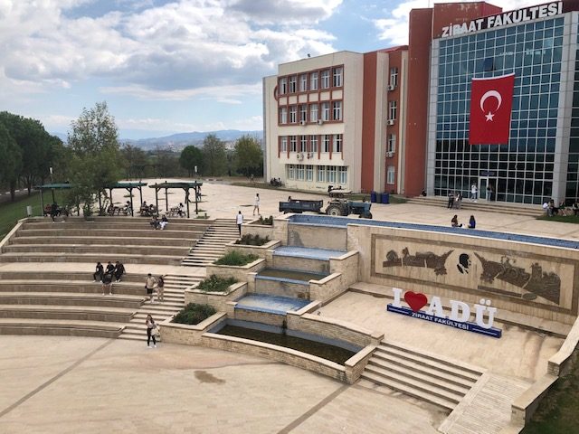 Ziraat Fakültesi, ‘Aydın Memecik Zeytinyağı’ Avrupa Birliği Coğrafi İşaretinin Alınmasında Destek Sağladı