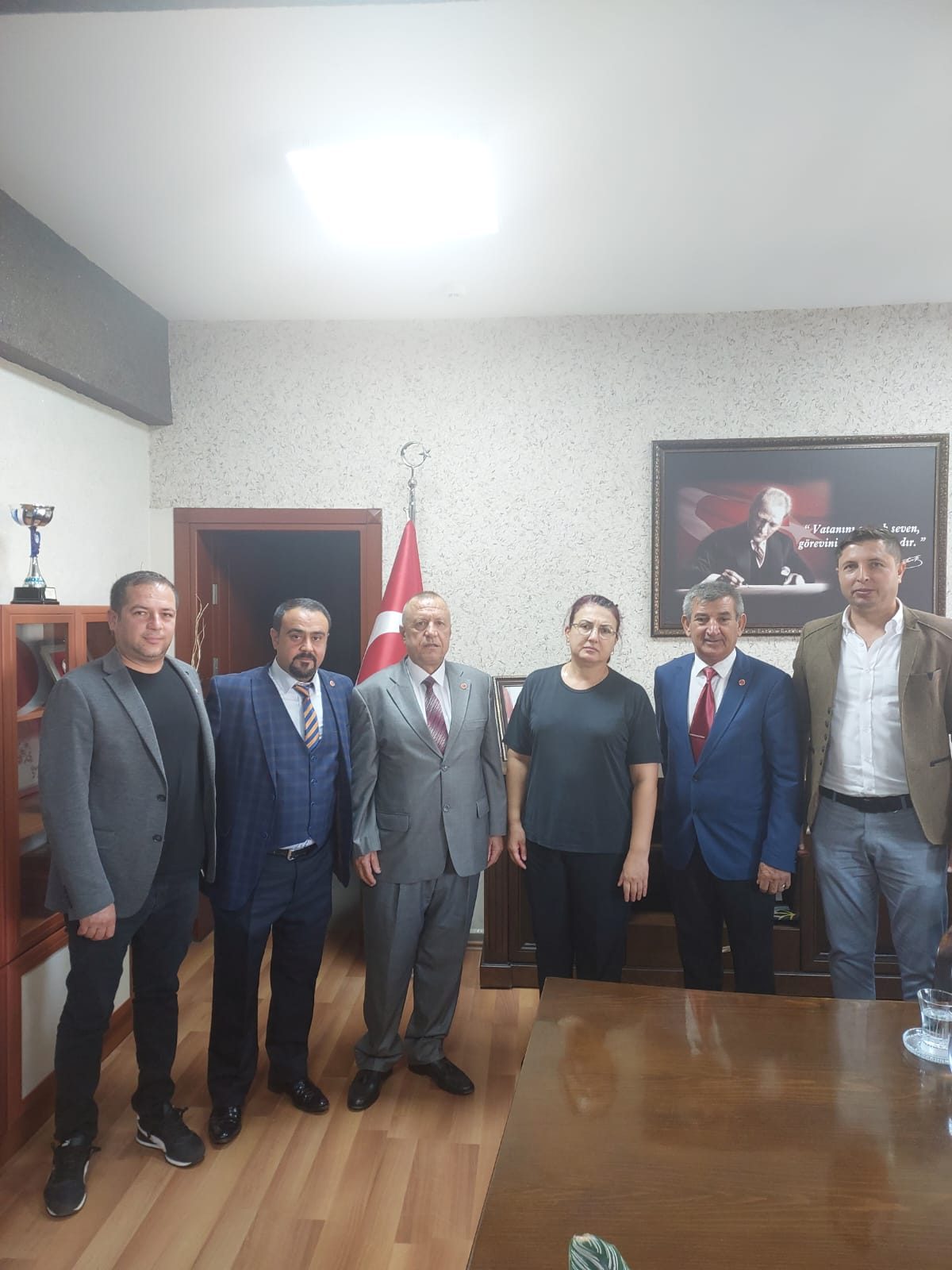YENİ MUHTARLAR DERNEĞİ YÖNETİMİ ZİYARETLERDE