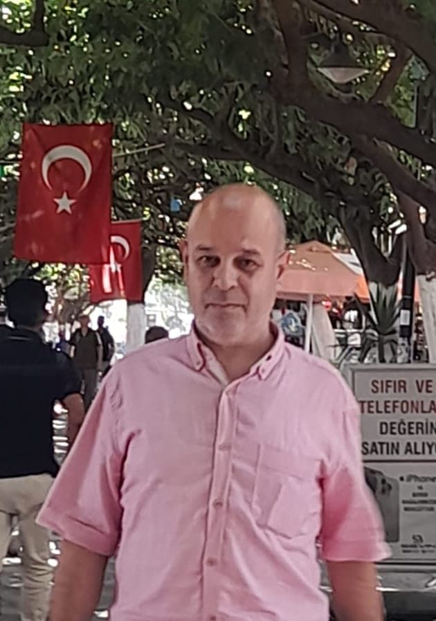 SİYASİ ENTRİKALAR