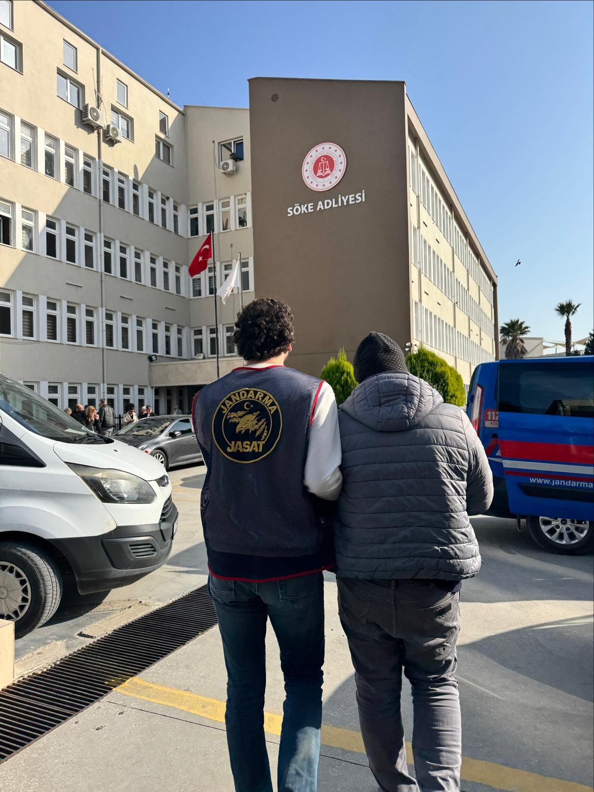 Söke’de 10 Yıl 3 Ay Hapis Cezası Bulunan Hükümlü Yakalandı