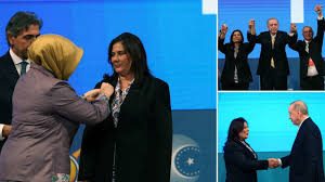 Aydın Büyükşehir Belediye Başkanı Özlem Çerçioğlu AK Parti'ye katıldı