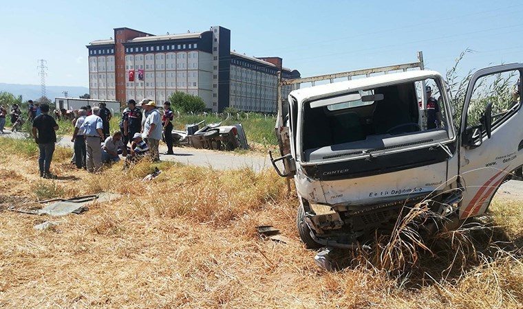 DÜĞÜN DÖNÜŞÜ FECİ KAZA