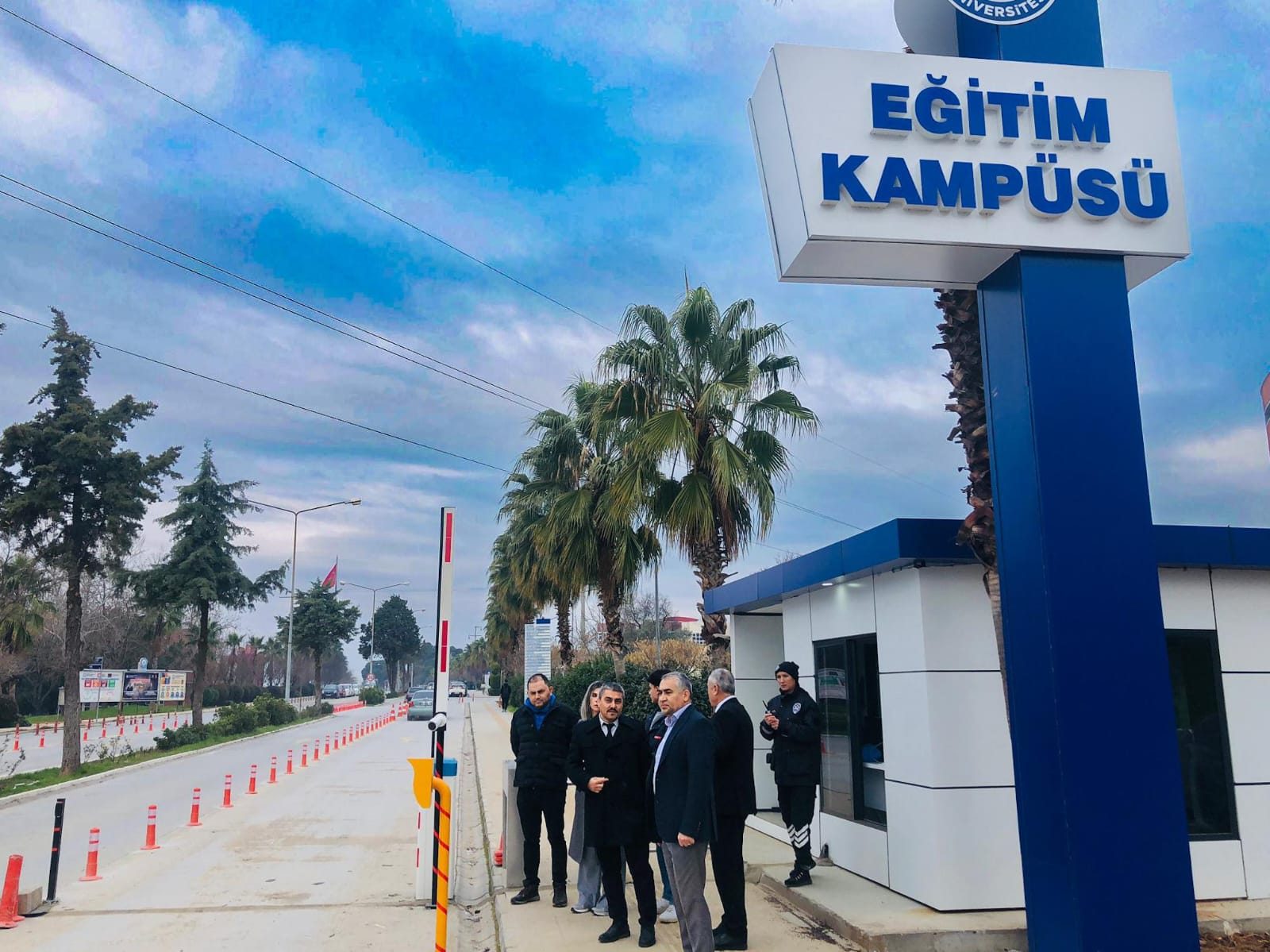 ADÜ'de kartlı geçiş sistemi başladı