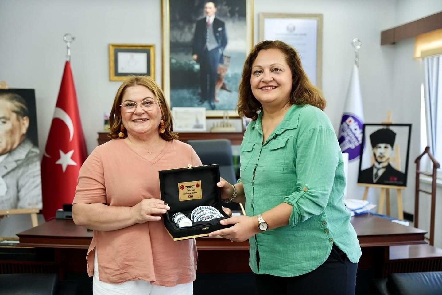 BURCU KÖKSAL’DAN, BAŞKAN HATİCE GENÇAY’A ZİYARET