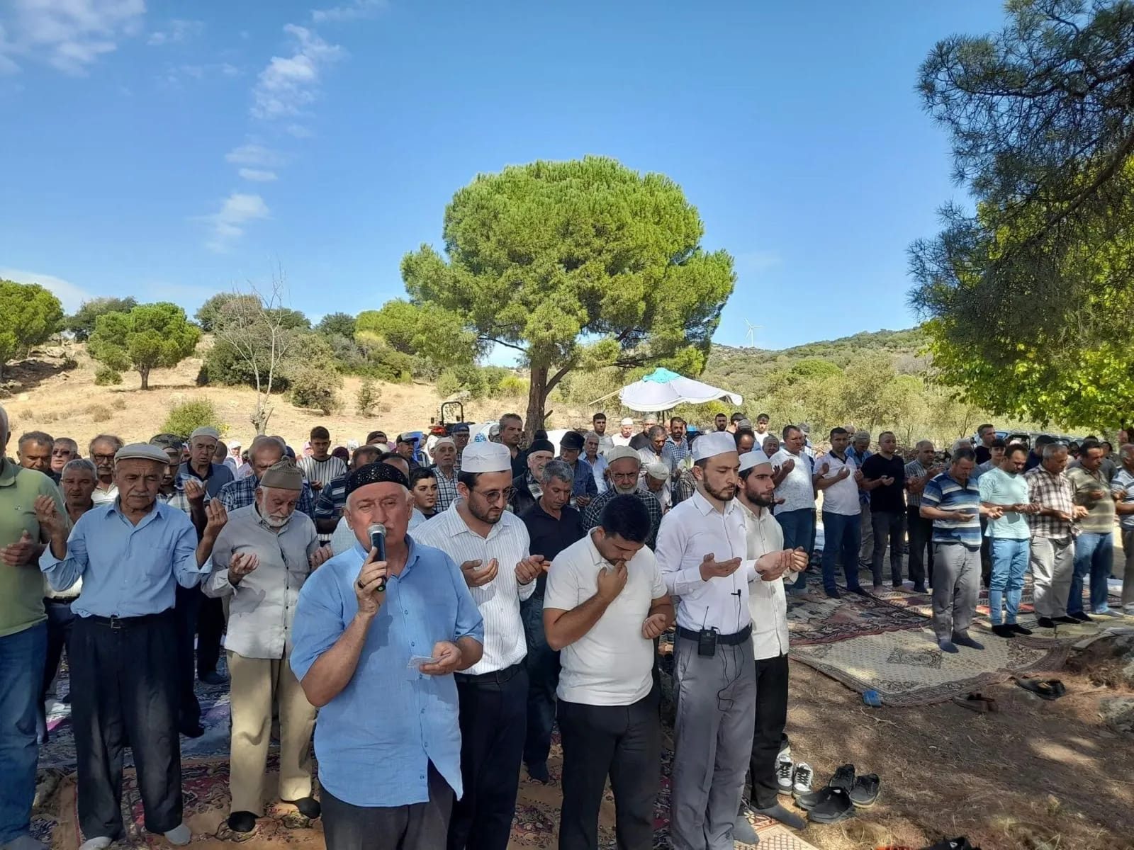 Koçarlı'da vatandaşlar kurak geçen yılın ardından yağmur duasına çıktılar