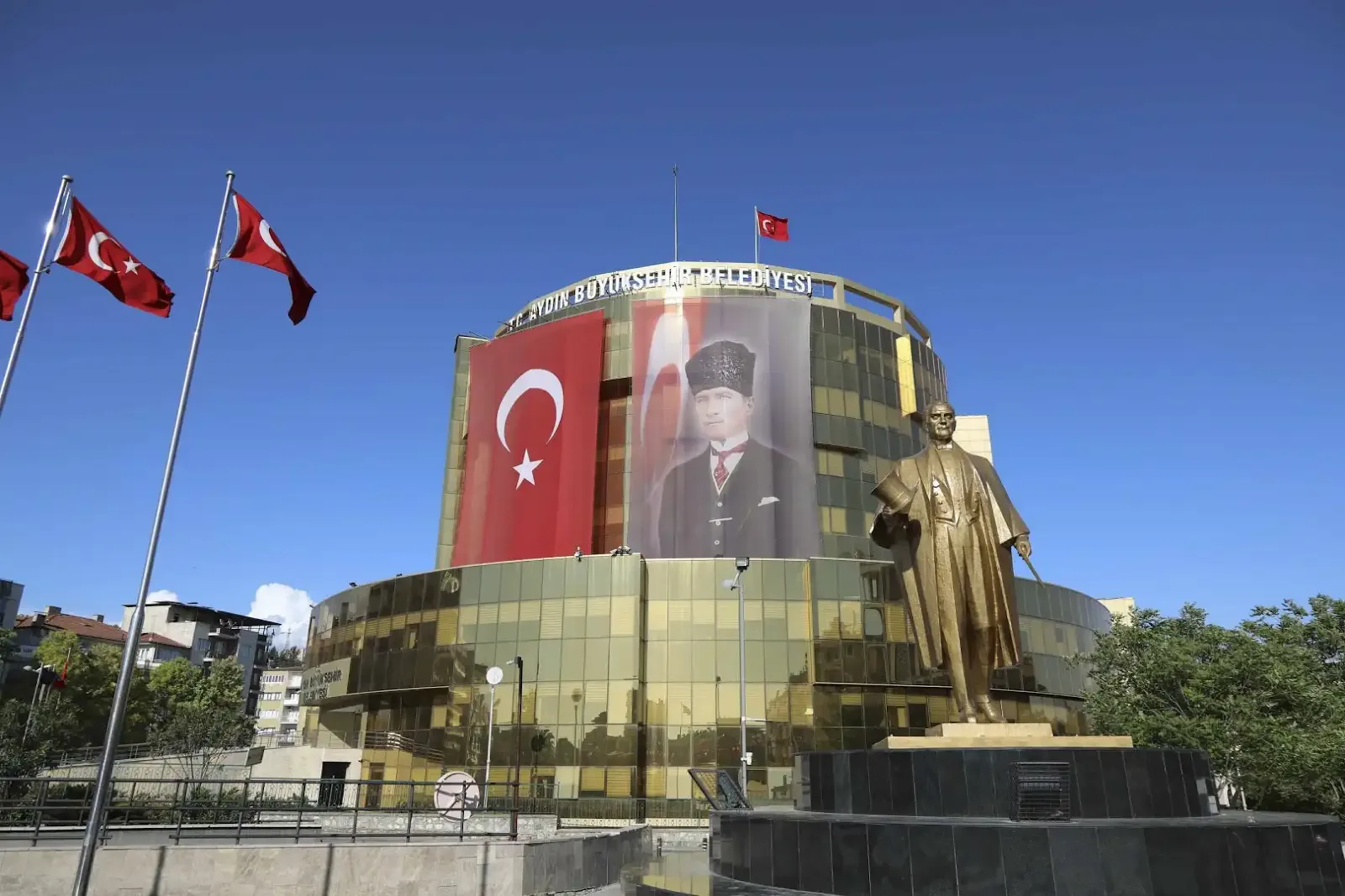 YENİ İMAR YÖNETMELİĞİ İLE İLGİLİ BASIN AÇIKLAMASI