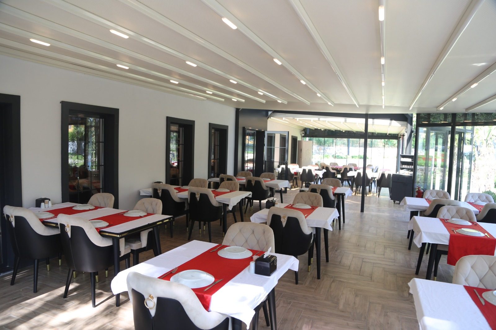 EFELER’DE LEZZET DOLU BİR MEKÂN
