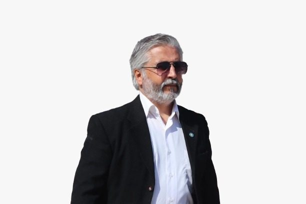 DAVA NEDİR VE DAVA ADAMLIĞI NEDİR………