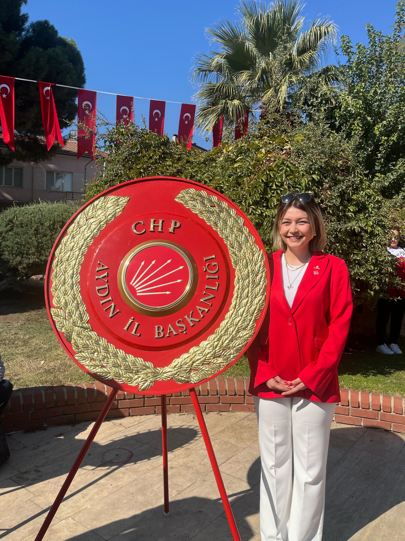 CHP’Lİ MERAL BORUZAN 8 MART DÜNYA EMEKÇİ KADINLAR GÜNÜ MESAJI