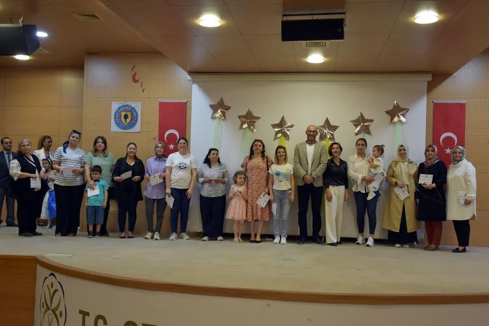 Miniklerin geri dönüşüm defilesi tam not aldı