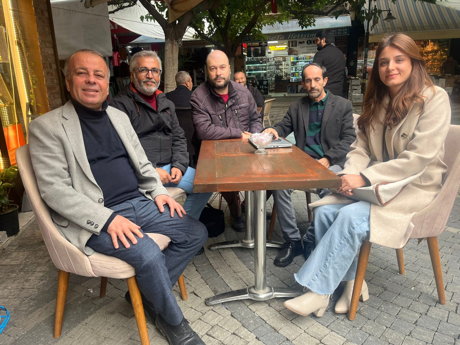 İNCİRLİOVA CHP, HAFTAYA ESNAF ZİYARETLERİYLE BAŞLADI