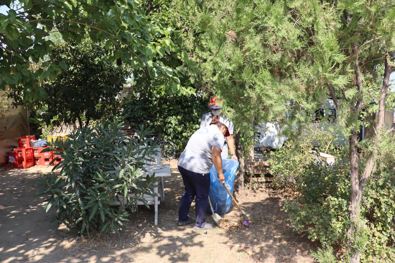 Nazilli Belediyesi’nden Pirlibey’de temizlik atağı
