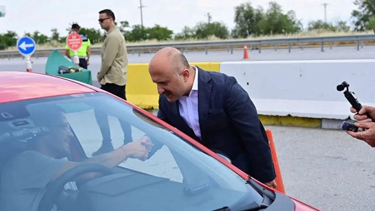 Vali Varol’dan Bayram Mesaisi Yapan Jandarmaya Moral Ziyareti