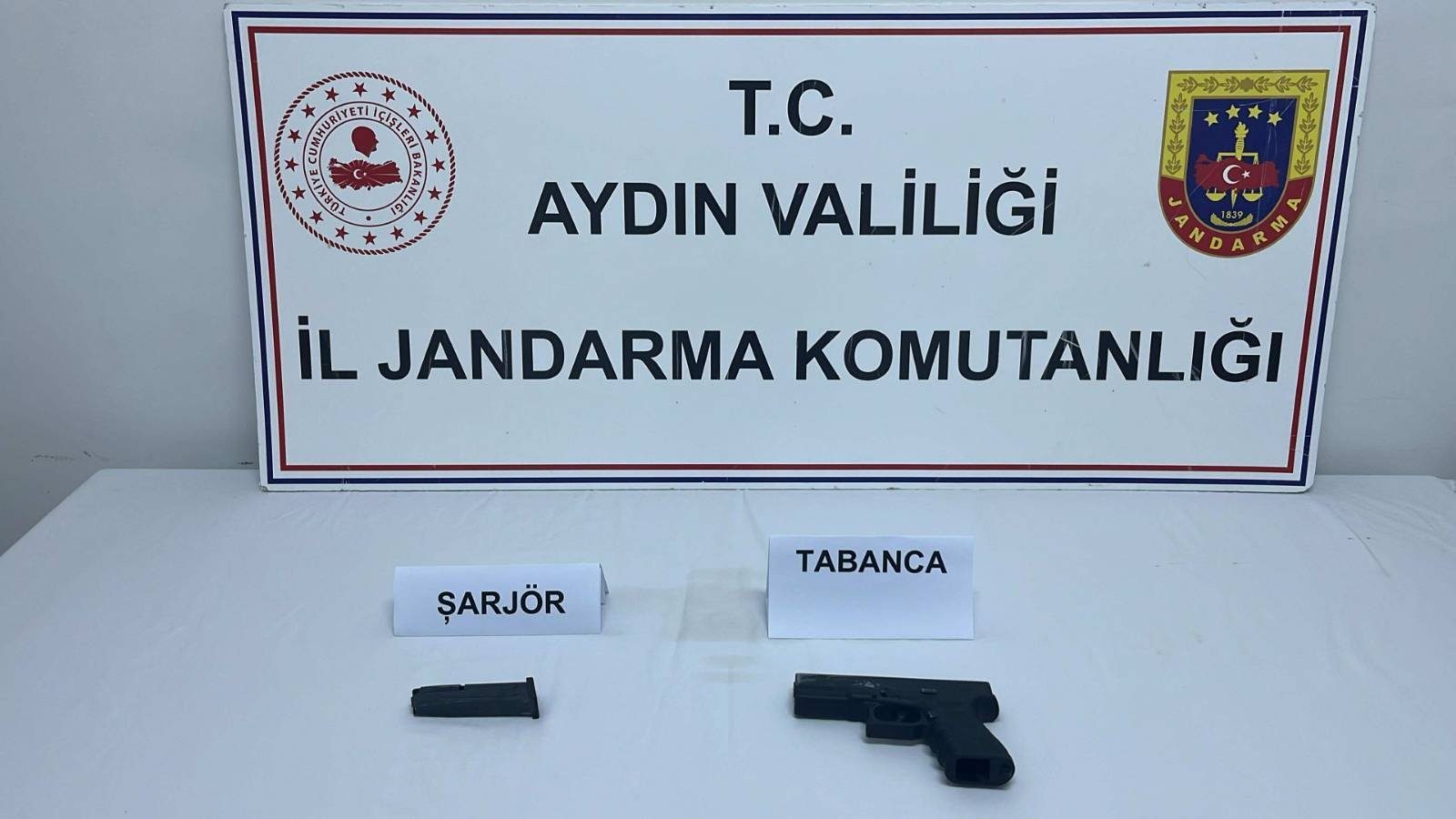 AYDIN’DA RUHSATSIZ SİLAH OPERASYONU