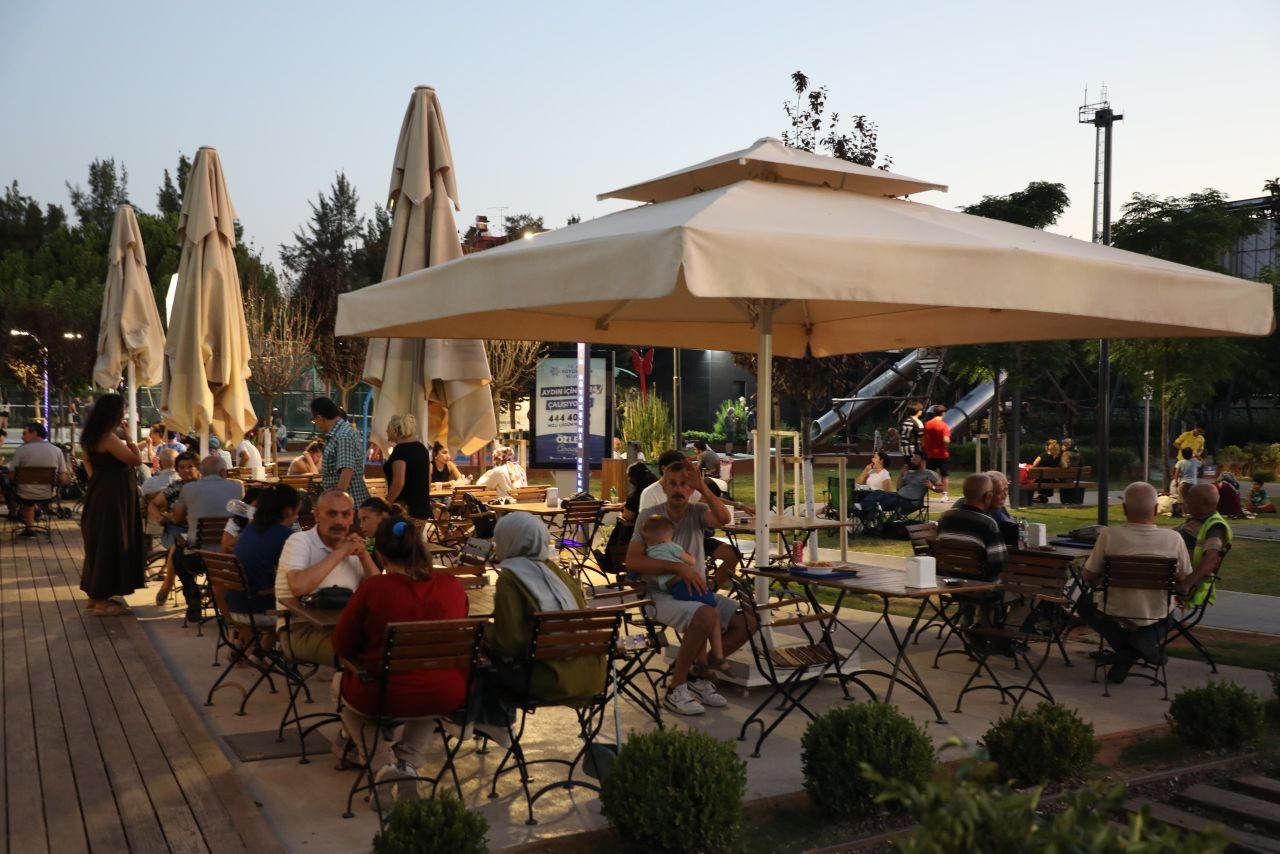 BAŞKAN ÇERÇİOĞLU'NUN İMZASI İLE KENTTE SOSYAL YAŞAM YENİDEN ŞEKİLLENİYOR