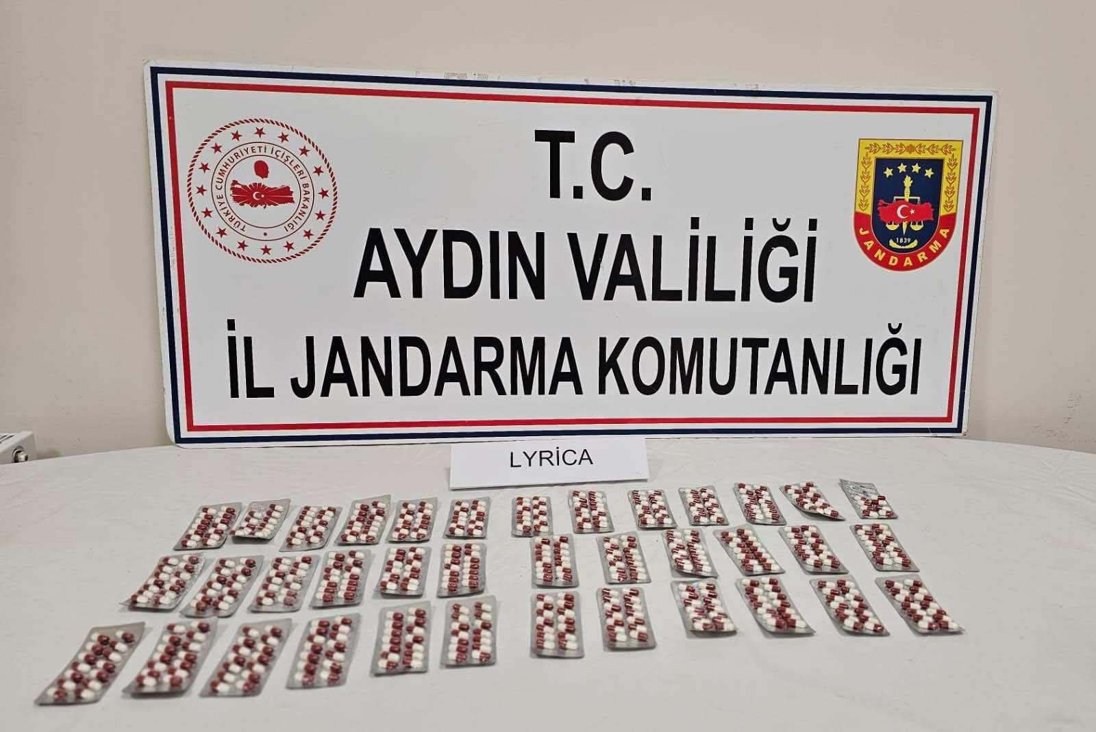 KOÇARLI’DA  UYUŞTURUCULARI SATAMADAN YAKALANDI