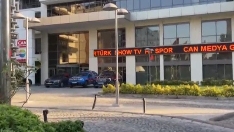 CAN HOLDİNG’E OPERASYON: HABERTÜRK, SHOW TV VE BLOOMBERG HT’YE EL KONULDU