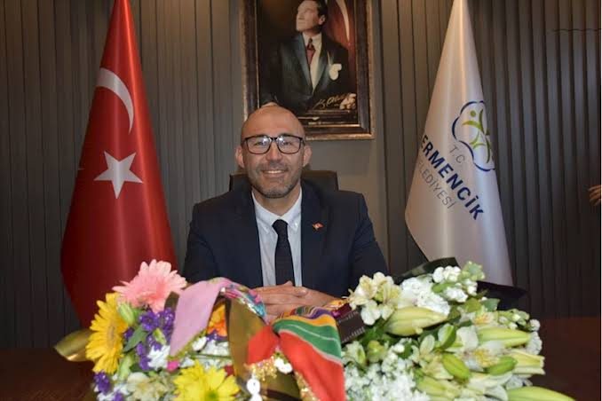 BAŞKAN ZENCİRCİ SÖZÜNÜ TUTTU. ESNAFA BORÇ KALMADI