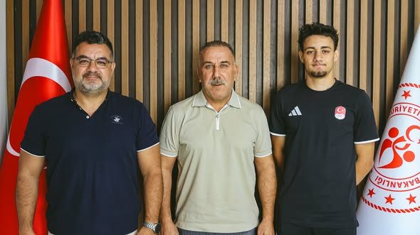 Rekortmen Milli Sporcu Koray Uygun’dan İl Müdürü’ne Ziyaret