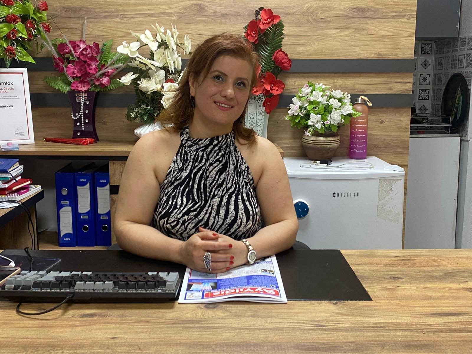 AYDIN’IN GÜLER YÜZLÜ EMLAKÇISI MELEK ÜREK