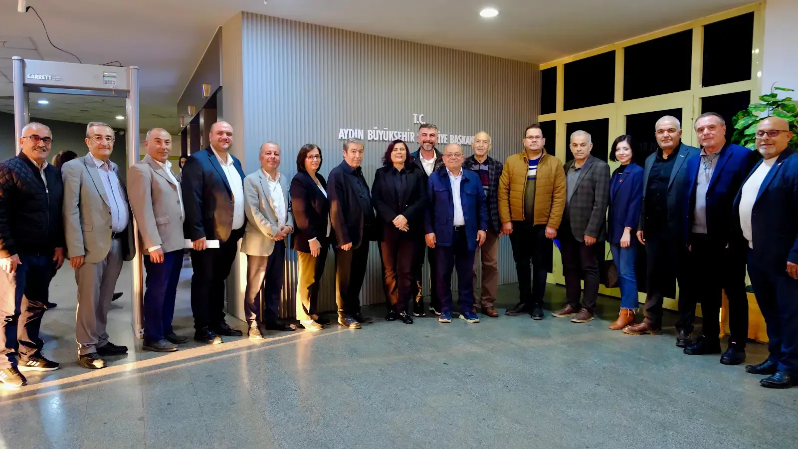 BAŞKAN ÇERÇİOĞLU’NA CUMHURİYET HALK PARTİSİ AYDIN İL VE İLÇE BAŞKANLARINDAN ZİYARET