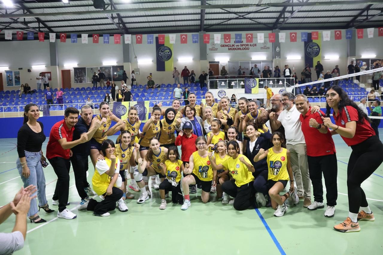 POLAT GROUP DİDİM BELEDİYESPOR KADIN VOLEYBOL TAKIMINDAN MUHTEŞEM GERİ DÖNÜŞ