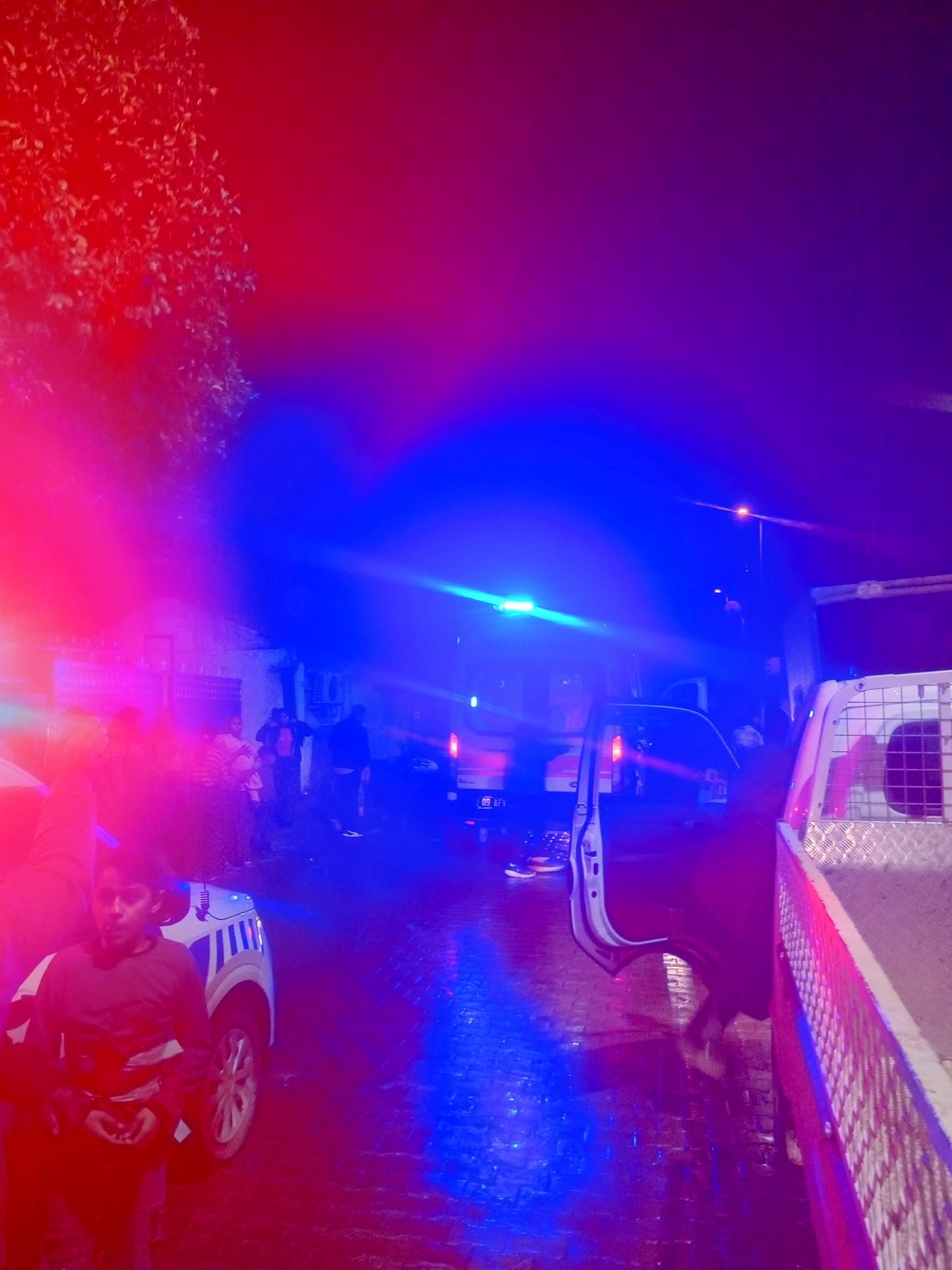 Acarlar Mahallesi’nde Eniste-Kayınço Arasında Bıçaklı Kavga