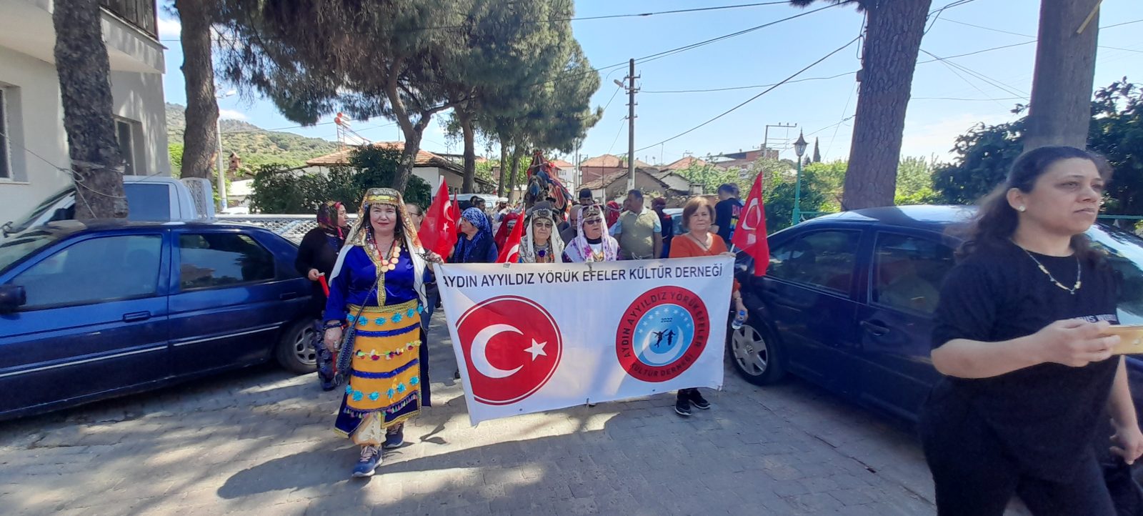 YÖRÜKLER ÖMERBEYLİ'DE